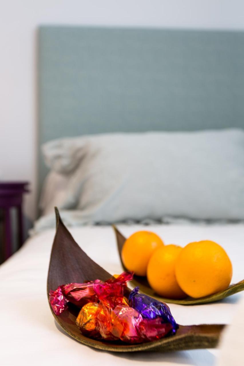 Apartamentos Rg Plaza De Espana Seville Luaran gambar
