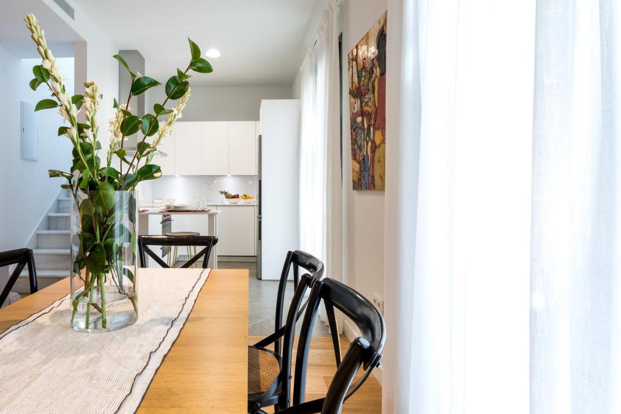 Apartamentos Rg Plaza De Espana Seville Luaran gambar