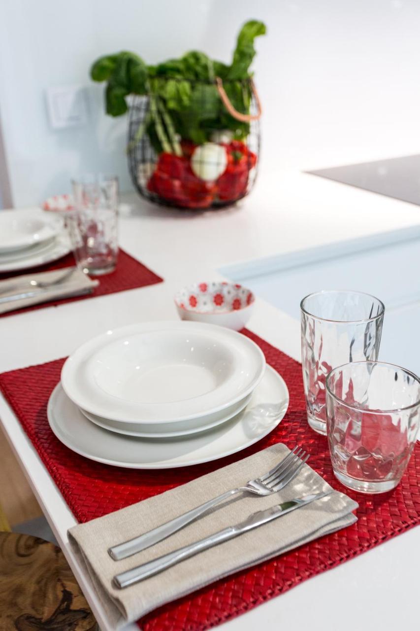Apartamentos Rg Plaza De Espana Seville Luaran gambar