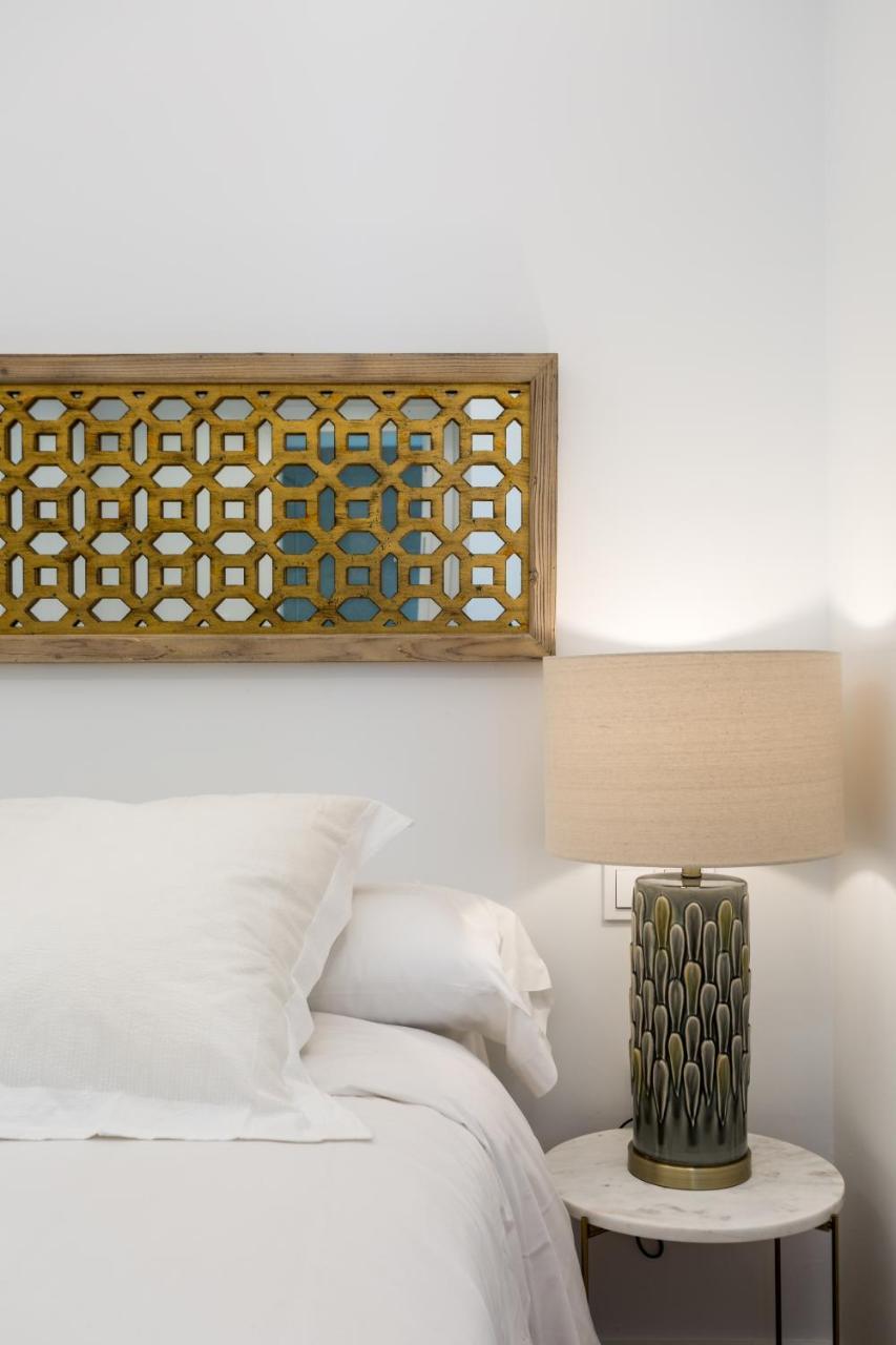 Apartamentos Rg Plaza De Espana Seville Luaran gambar